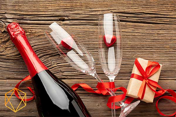 Champagne gift package معرفی بهترین هدیه برای متولدین شهریور بر اساس ویژگی شخصیتی آنها پکیج هدیه شامپاین