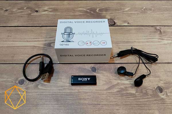 Digital audio recorder خرید هدیه روز خبرنگار + راهنمای انتخاب {ایده های کاربردی} دستگاه ضبط صدا دیجیتال
