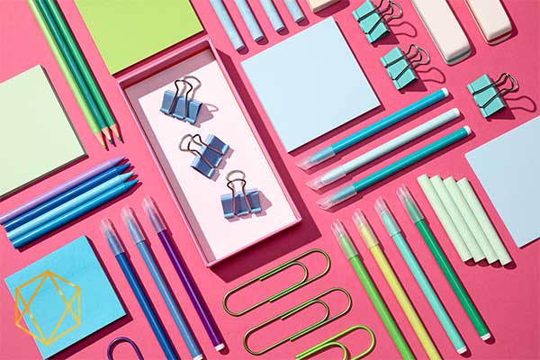 Stationery packages معرفی بهترین هدیه برای متولدین شهریور بر اساس ویژگی شخصیتی آنها پکیج های نوشت افزار